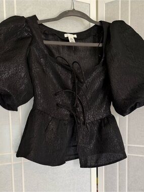 H&M Black Lace-Up Puff Sleeve Peplum Blouse